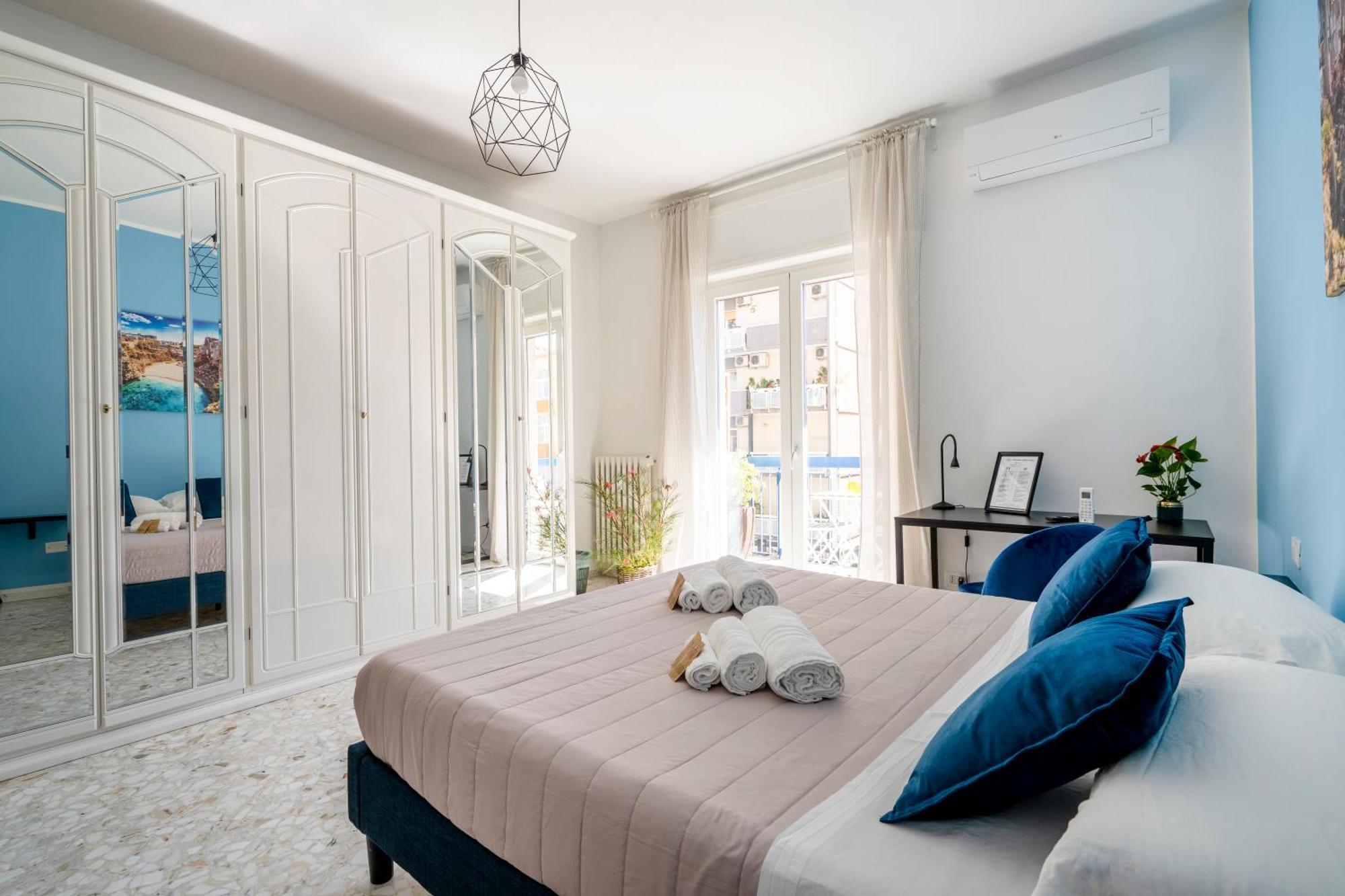 Miki'S Home - Central Rooms Бари Екстериор снимка