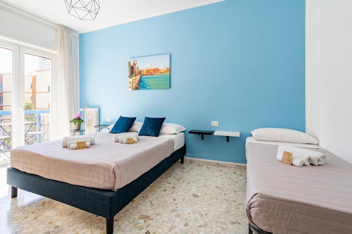 Miki'S Home - Central Rooms Бари Екстериор снимка