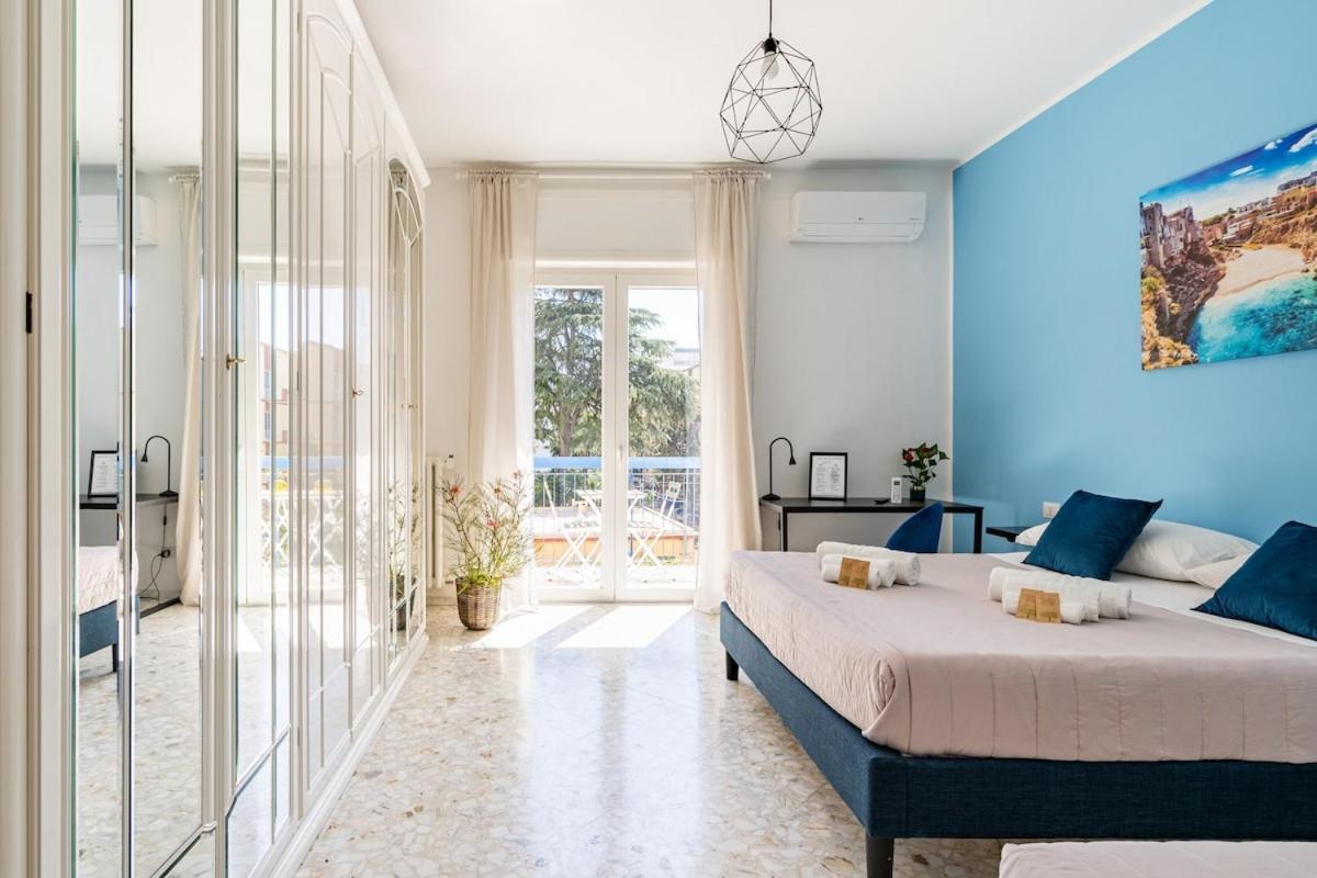 Miki'S Home - Central Rooms Бари Екстериор снимка