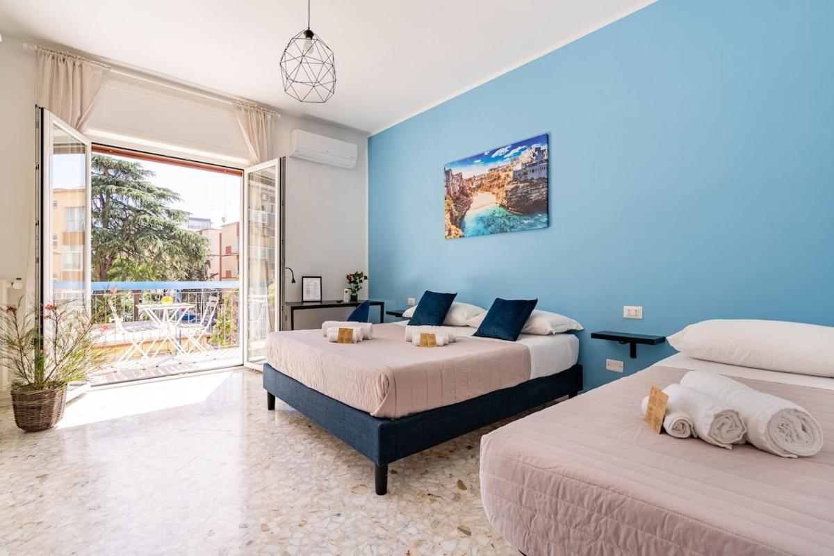 Miki'S Home - Central Rooms Бари Екстериор снимка
